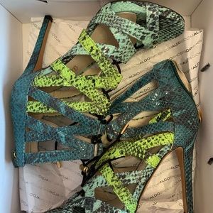 Aldo multicolored heels